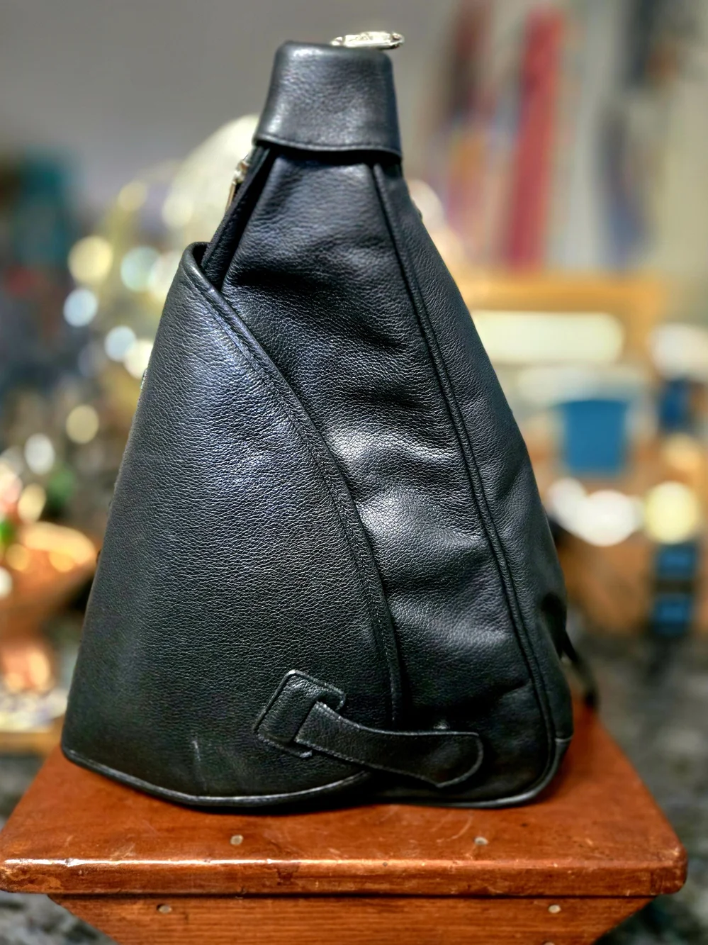 Vintage Galco Leatherware (Galco International) pebbled black leather sling back